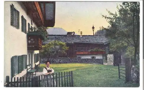 Bauersfrau am Zaun vor dem Bauernhaus - von 1915 (AK6448)
