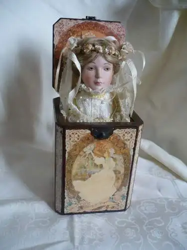 Spieluhr - ENESCO Box "Elisabeth" mit Jack-Puppe - Lied Hochzeitsmarch - limitierte Auflage (1057) Preis reduziert