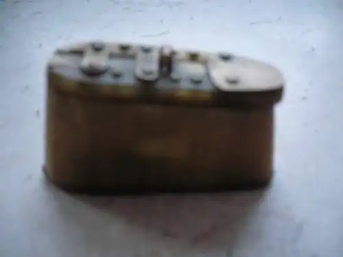 Schnupftabakdose (Tabatiere) aus dem 19.Jhrd - aus Horn mit Messingbeschlag (1190)