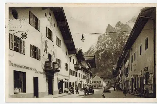 AK Mittenwald, Untere Marktstraße, Viererspitze. 1937 gelaufen mit Marke + Sonderstempel