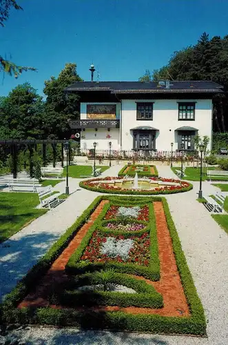 AK Bad Liebenstein, Thüringer Wald, Park, Villa Feodora, 2000 gelaufen mit Marke 