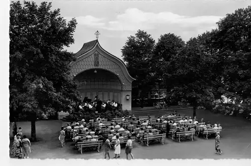 AK Bad Wörishofen, Kurpark, Musikpavillion, Kneippbad, 1957 gelaufen mit Marke 