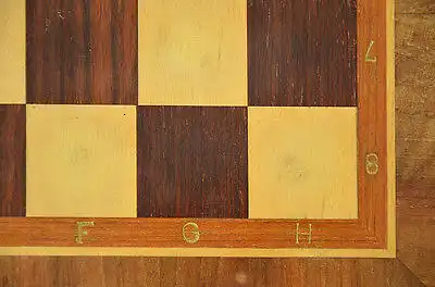 Antik Louis Philippe Nußbaum Beistelltisch Schachbrett Schachtisch Spieltisch