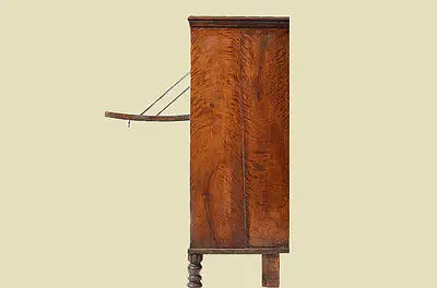 Antiker Biedermeier geflammte Birke Sekretär von 1850 11