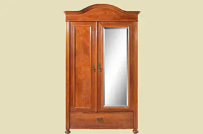 Antiker Nußbaum Jugendstil Kleiderschrank mit Spiegel von 1910 1