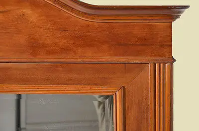 Antiker Nußbaum Jugendstil Kleiderschrank mit Spiegel von 1910 9