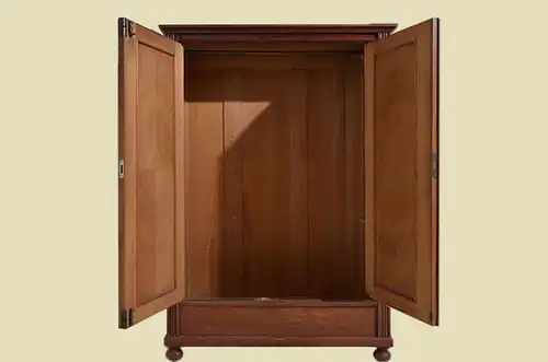 Antiker Jugendstil Nußbaum Kleiderschrank Schrank von 1910