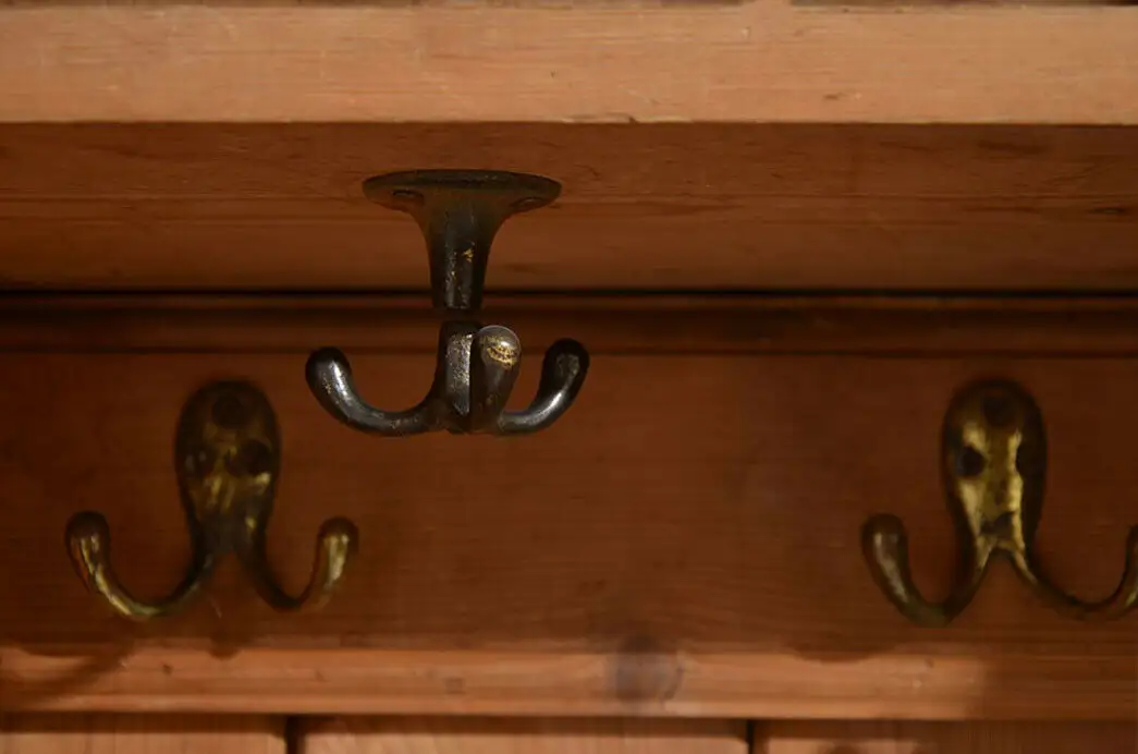 Antik Jugendstil Schuhschrank Garderobenschrank Schrank von 1920 7