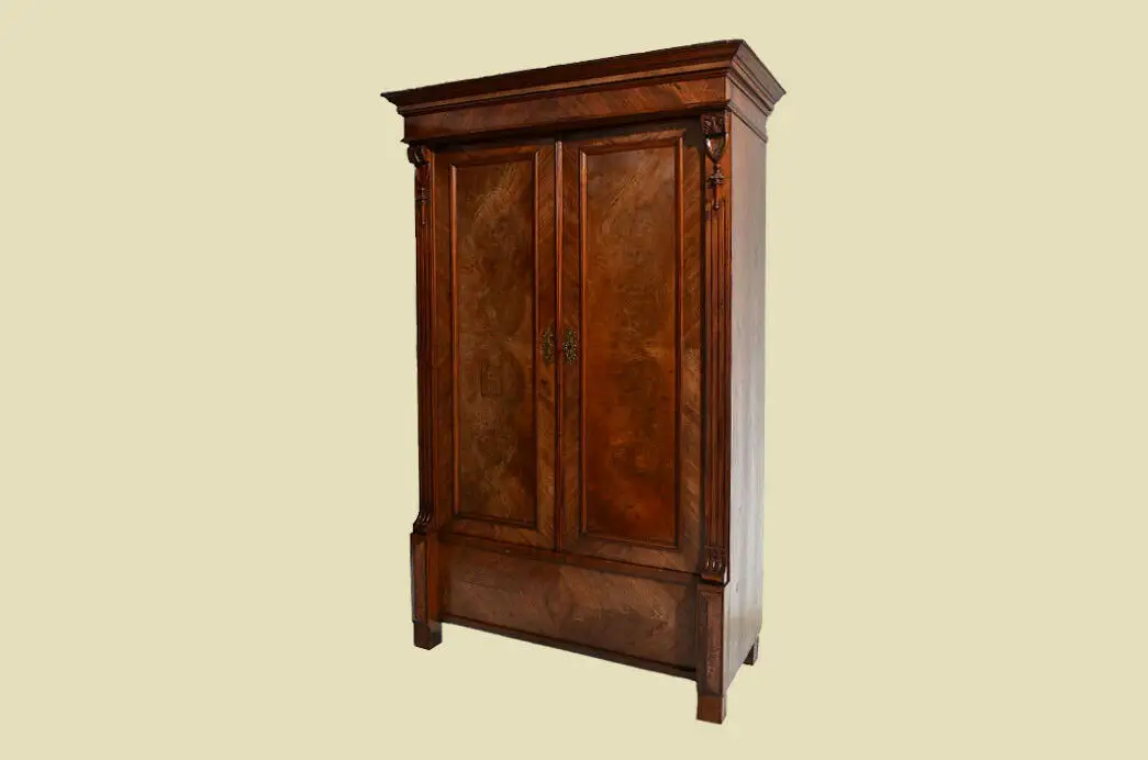 Antiker Gründerzeit Nußbaum Kleiderschrank Schrank von 1880 2