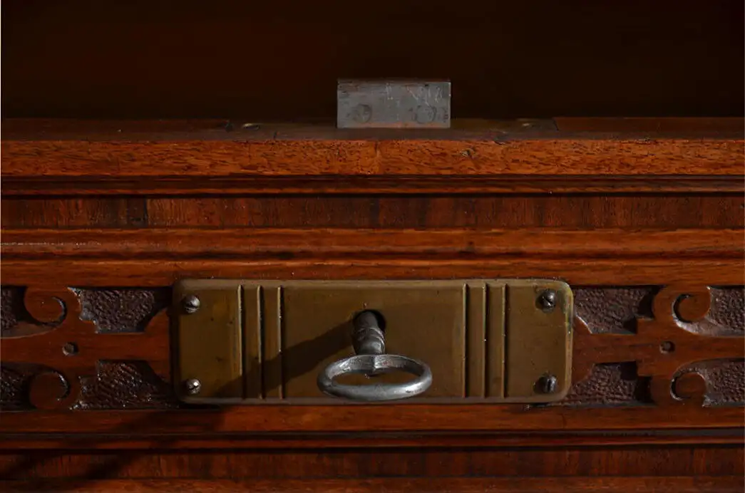 Vertiko ANTIK Gründerzeit Nußbaum Kommode Schrank mit Aufsatz von 1880 12