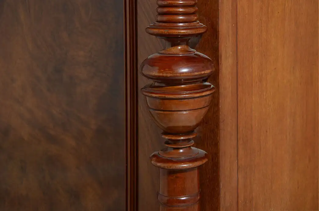 Kleiderschrank ANTIK Gründerzeit Nußbaum Säulen Schrank von 1880 12