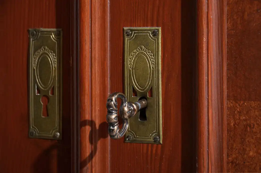 Kleiderschrank ANTIK Gründerzeit Nußbaum Schrank Schublade von 1880 13