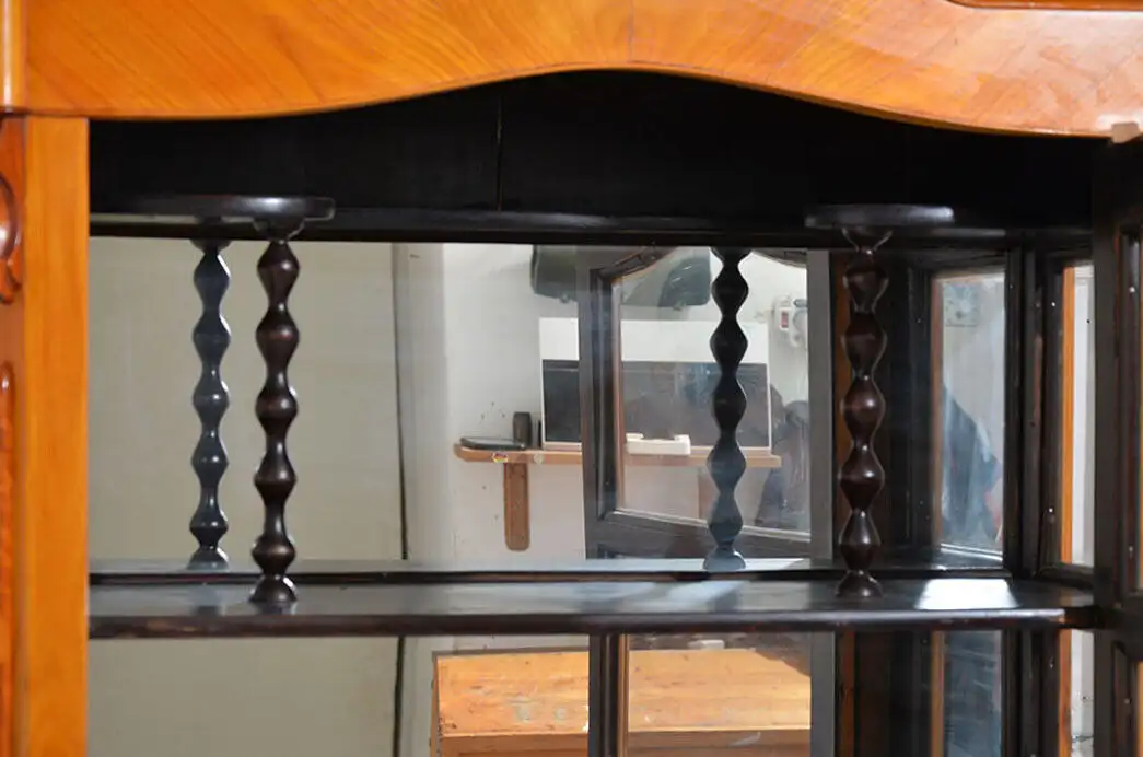 Edle Vitrine ANTIK Biedermeier Kirschholz rundum verglast von 1830 - restauriert 6