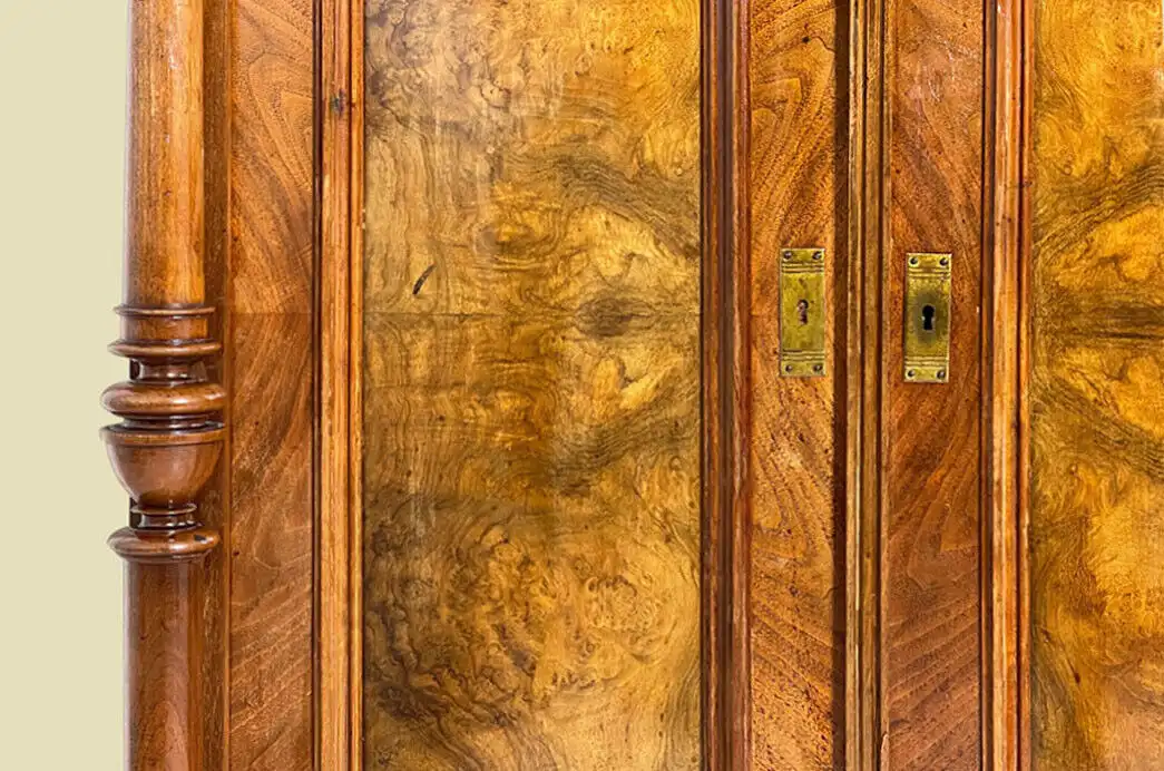 1880er Vertiko ANTIK Gründerzeit Nußbaum Säulen Kommode Schrank von 1880 13
