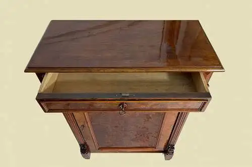 1880er Vertiko Gründerzeit ANTIK Nußbaum Kommode Schrank von 1880