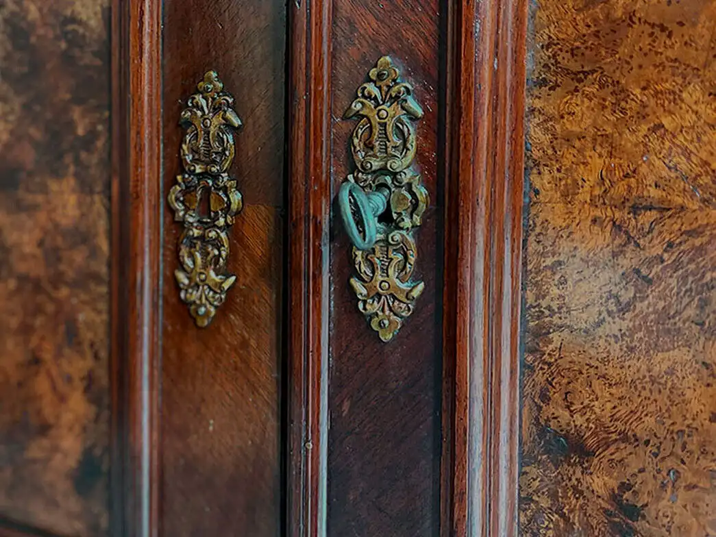 1880er Kommode ANTIK Gründerzeit Nußbaum Halbschrank Schrank von 1880 16