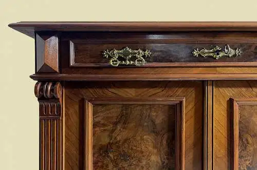 1880er Vertiko Gründerzeit ANTIK Nußbaum Kommode Schrank von 1880