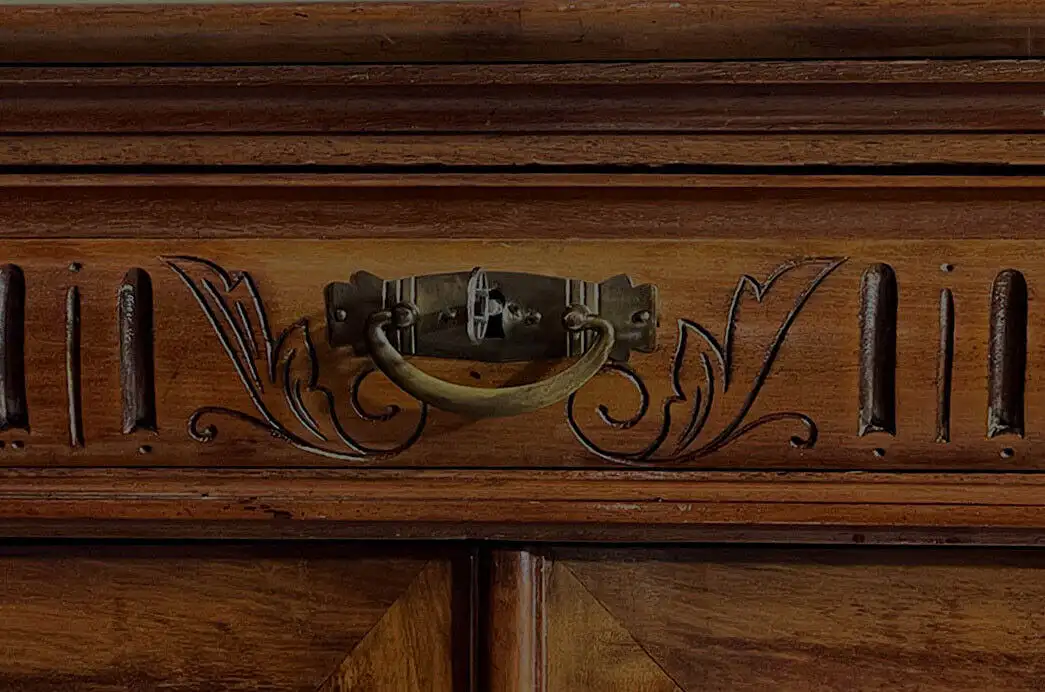 1880er Vertiko Gründerzeit ANTIK Nußbaum Kommode Schrank von 1880 14