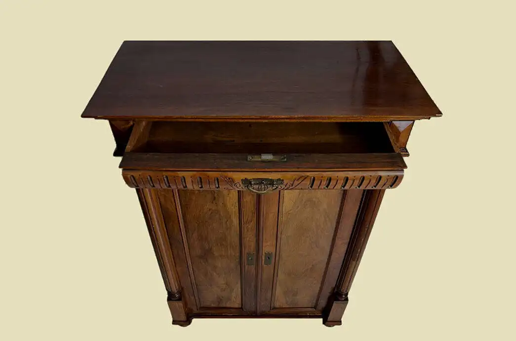 1880er Vertiko Gründerzeit ANTIK Nußbaum Kommode Schrank von 1880 5
