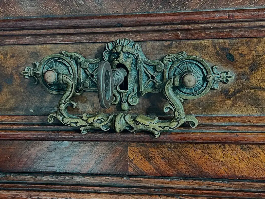1880er Vertiko Gründerzeit ANTIK Nußbaum Kommode Schrank von 1880 10