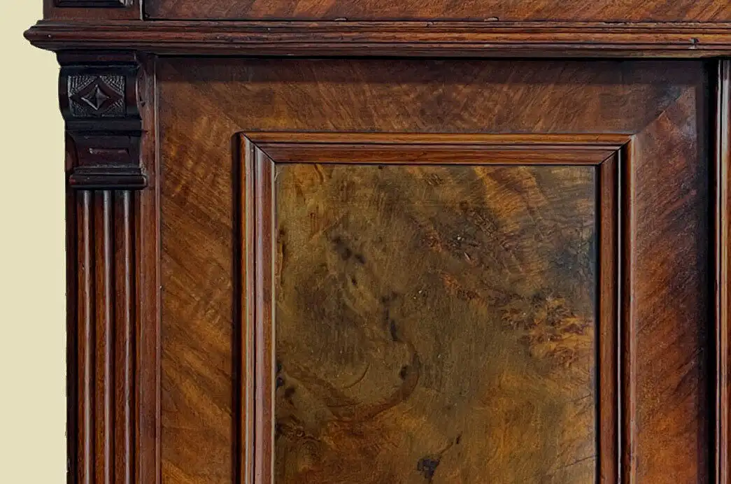 1880er Vertiko Gründerzeit ANTIK Nußbaum Kommode Schrank von 1880 13