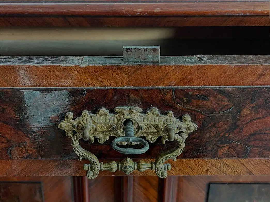 1880er Vertiko Gründerzeit ANTIK Nußbaum Kommode Schrank von 1880 8