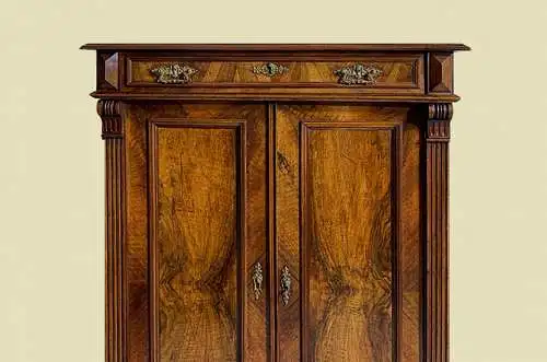 1880er Vertiko Gründerzeit ANTIK Nußbaum Kommode Schrank von 1880