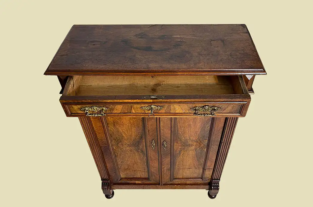 1880er Vertiko Gründerzeit ANTIK Nußbaum Kommode Schrank von 1880 6