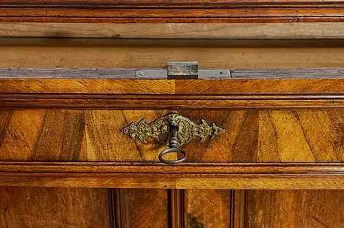 1880er Vertiko Gründerzeit ANTIK Nußbaum Kommode Schrank von 1880