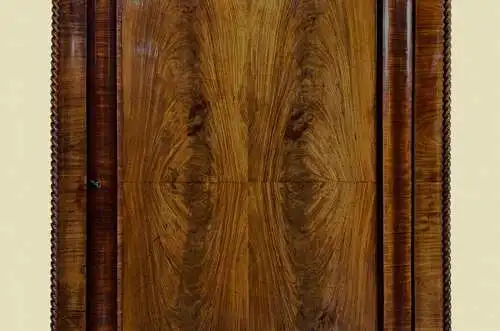 1820er ANTIK Biedermeier Garderoben Wäsche Schuh Kleider Schrank von 1820