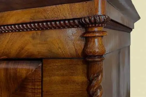 1820er ANTIK Biedermeier Garderoben Wäsche Schuh Kleider Schrank von 1820
