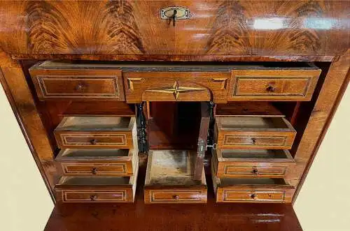 1840er Sekretär ANTIK Louis Philippe Mahagoni Schreibtisch von 1840