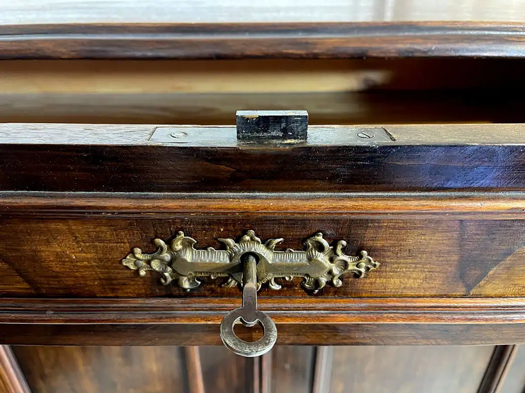 1880er Vertiko Gründerzeit ANTIK Nußbaum Kommode Schrank von 1880 8