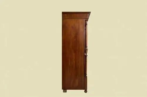 1880er Kleiderschrank ANTIK Gründerzeit Nußbaum Säulen Schrank von 1880