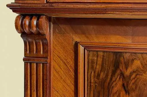 1880er Vertiko Gründerzeit ANTIK Nußbaum Kommode Schrank von 1880