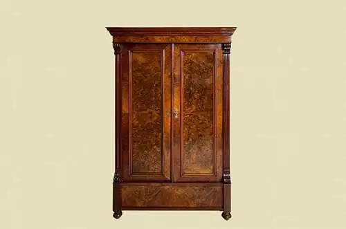 1880er Kleiderschrank ANTIK Gründerzeit Nußbaum Schrank von 1880