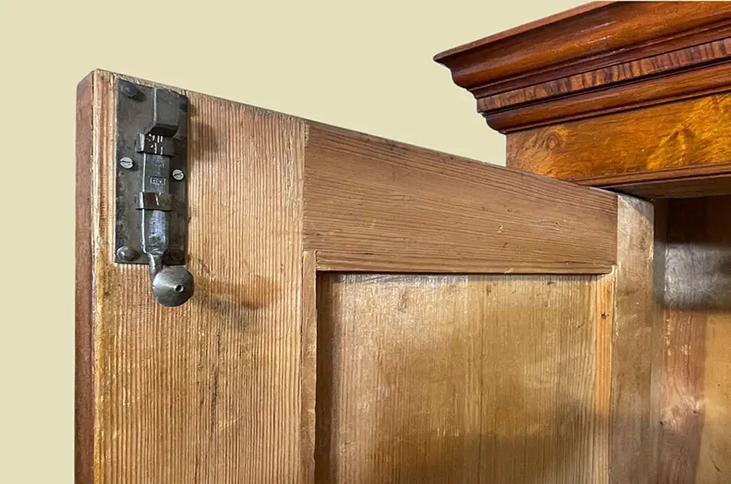 1880er Kleiderschrank ANTIK Gründerzeit Nußbaum Schrank von 1880 6