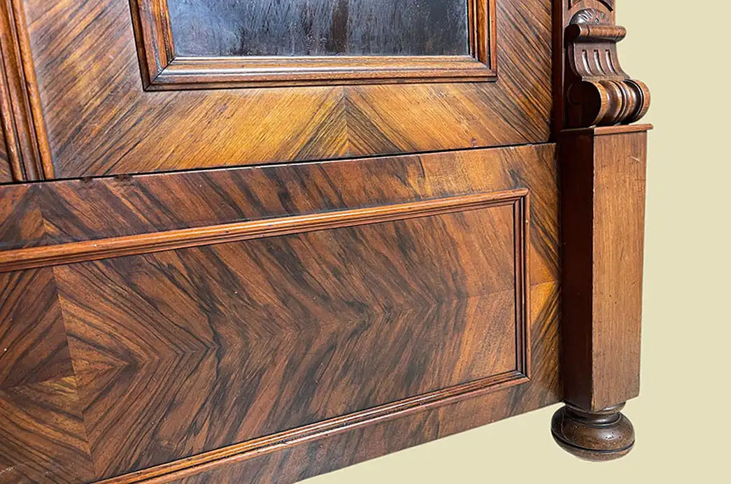1880er Kleiderschrank ANTIK Gründerzeit Nußbaum Schrank von 1880 11