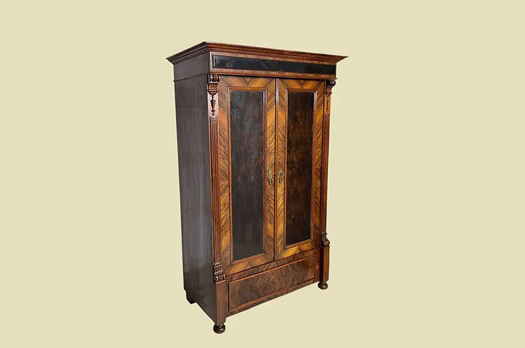 1880er Kleiderschrank ANTIK Gründerzeit Nußbaum Schrank von 1880 2