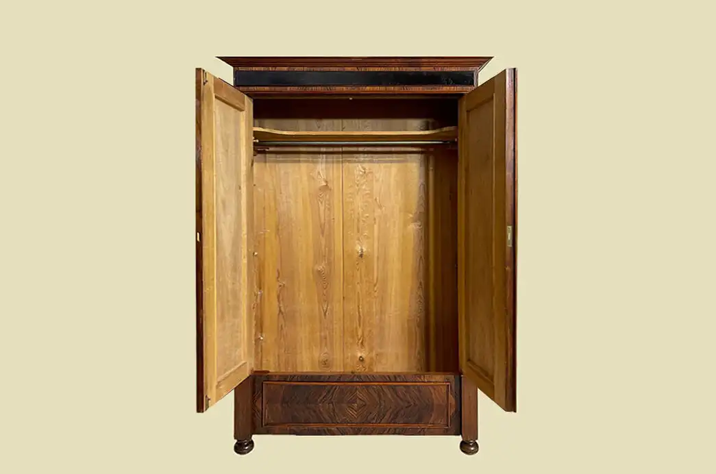 1880er Kleiderschrank ANTIK Gründerzeit Nußbaum Schrank von 1880 3