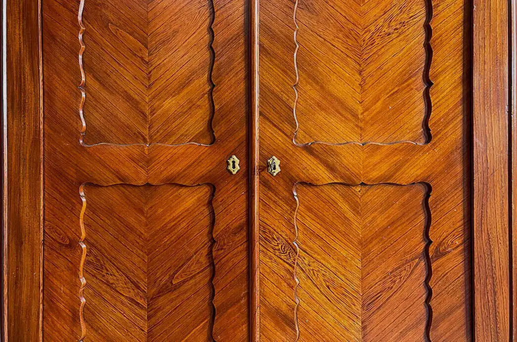1820er ANTIK Biedermeier Esche Schubladen Wäsche Kleider Schrank von 1820 14