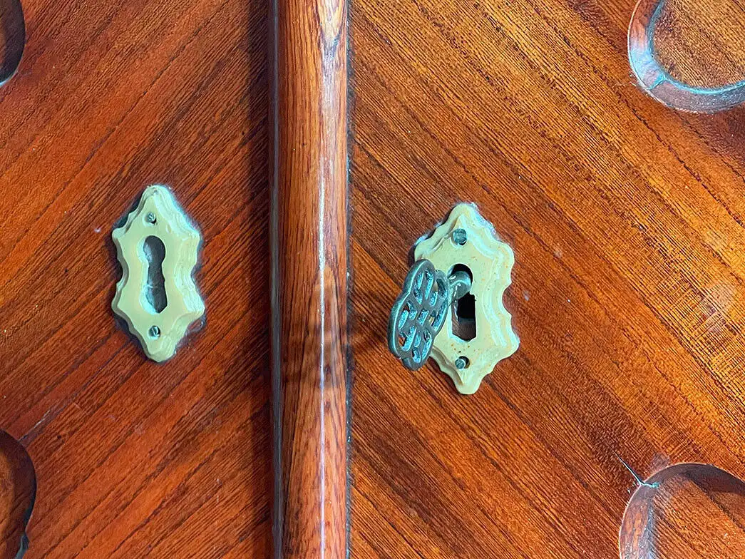 1820er ANTIK Biedermeier Esche Schubladen Wäsche Kleider Schrank von 1820 15
