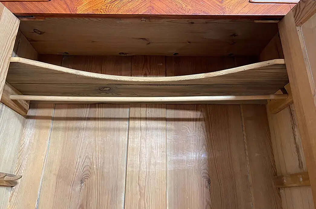 1820er ANTIK Biedermeier Esche Schubladen Wäsche Kleider Schrank von 1820 8