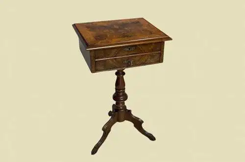 1880er Nähtisch ANTIK Gründerzeit Nußbaum Tisch Beistelltisch von 1880