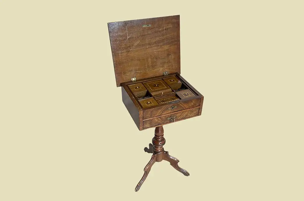 1880er Nähtisch ANTIK Gründerzeit Nußbaum Tisch Beistelltisch von 1880 3