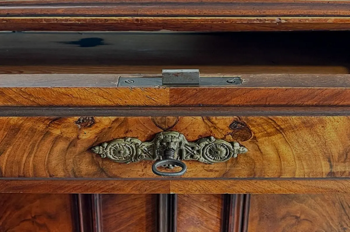 1880er Vertiko Gründerzeit ANTIK Nußbaum Kommode Schrank von 1880 8