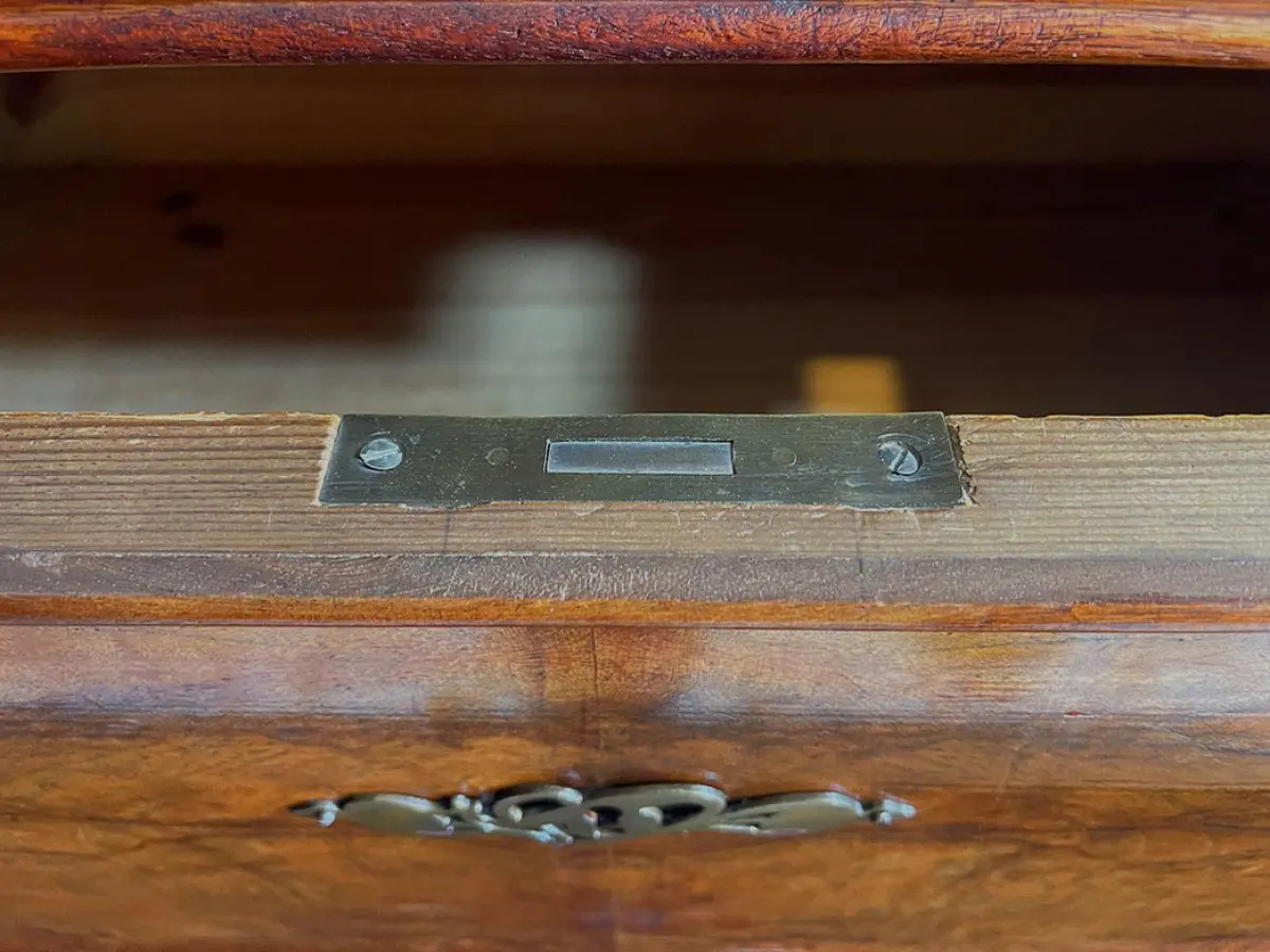 1880er Kommode ANTIK Gründerzeit Nußbaum Sideboard Schrank von 1880 7