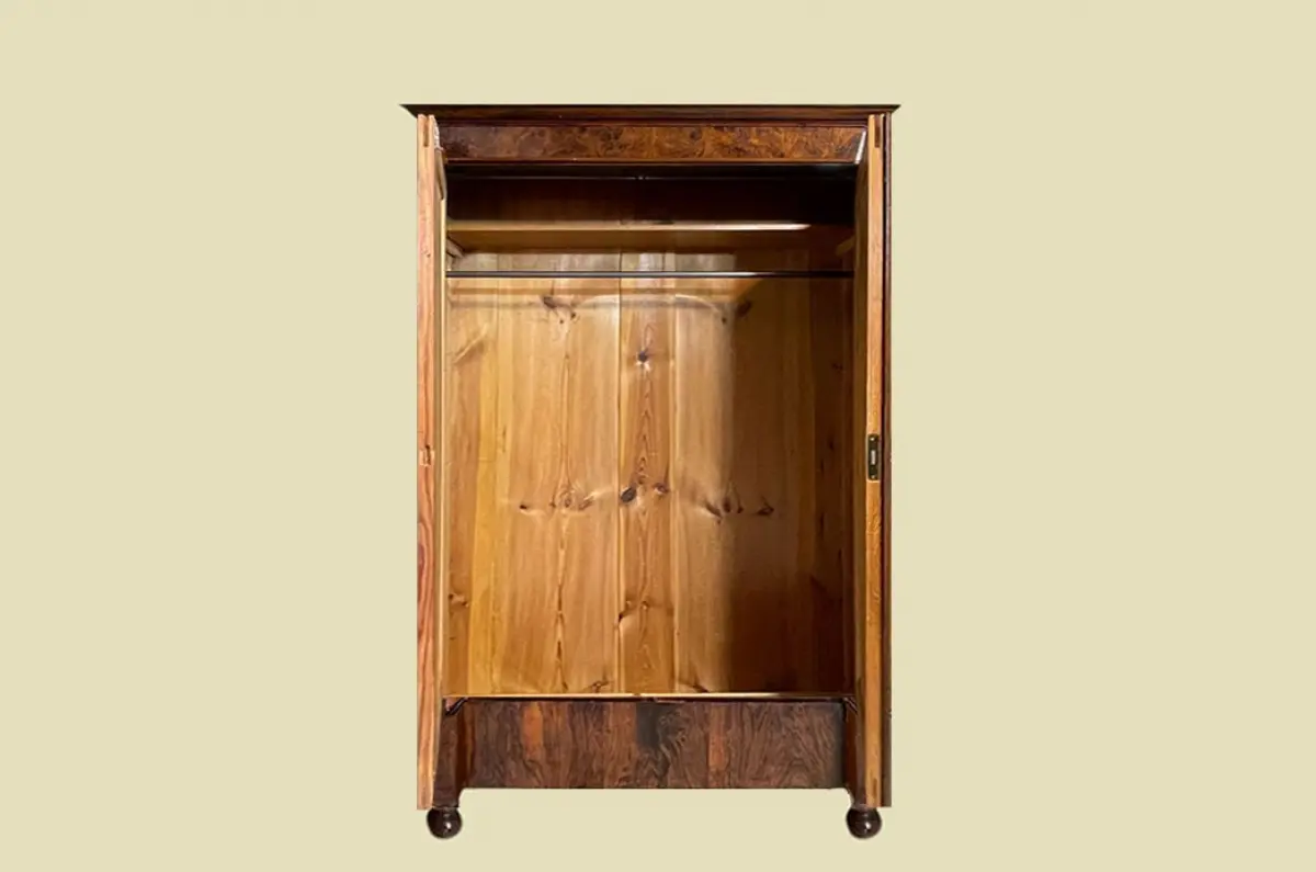 1880er Kleiderschrank ANTIK Gründerzeit Nußbaum Säulen Schrank von 1880 4
