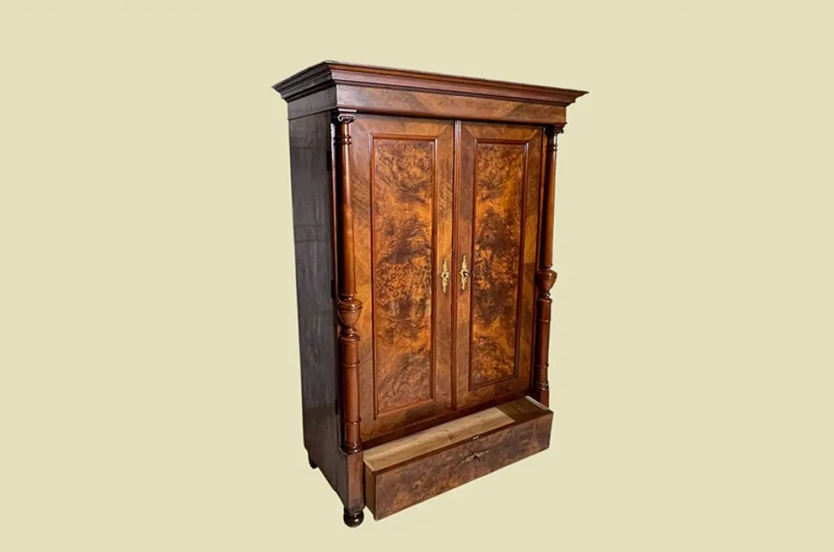 1880er Kleiderschrank ANTIK Gründerzeit Nußbaum Säulen Schrank von 1880 3