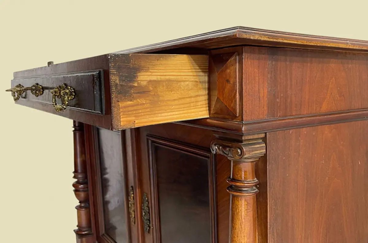 1880er ANTIK Gründerzeit Nußbaum Säulen Kommode Halb Schrank von 1880 7